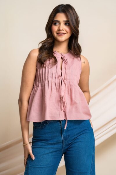 Dandy pintuck top